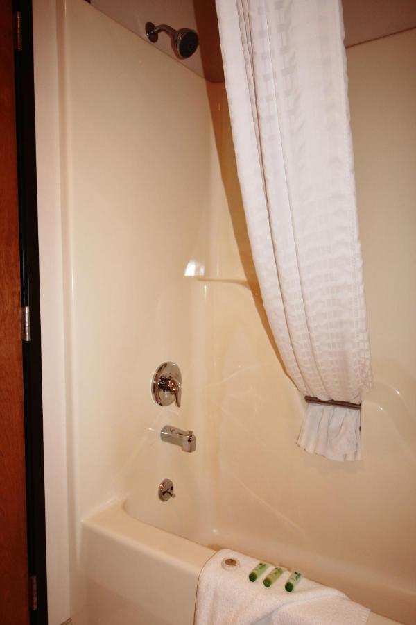 Homestead Inn And Suites Hardin Εξωτερικό φωτογραφία