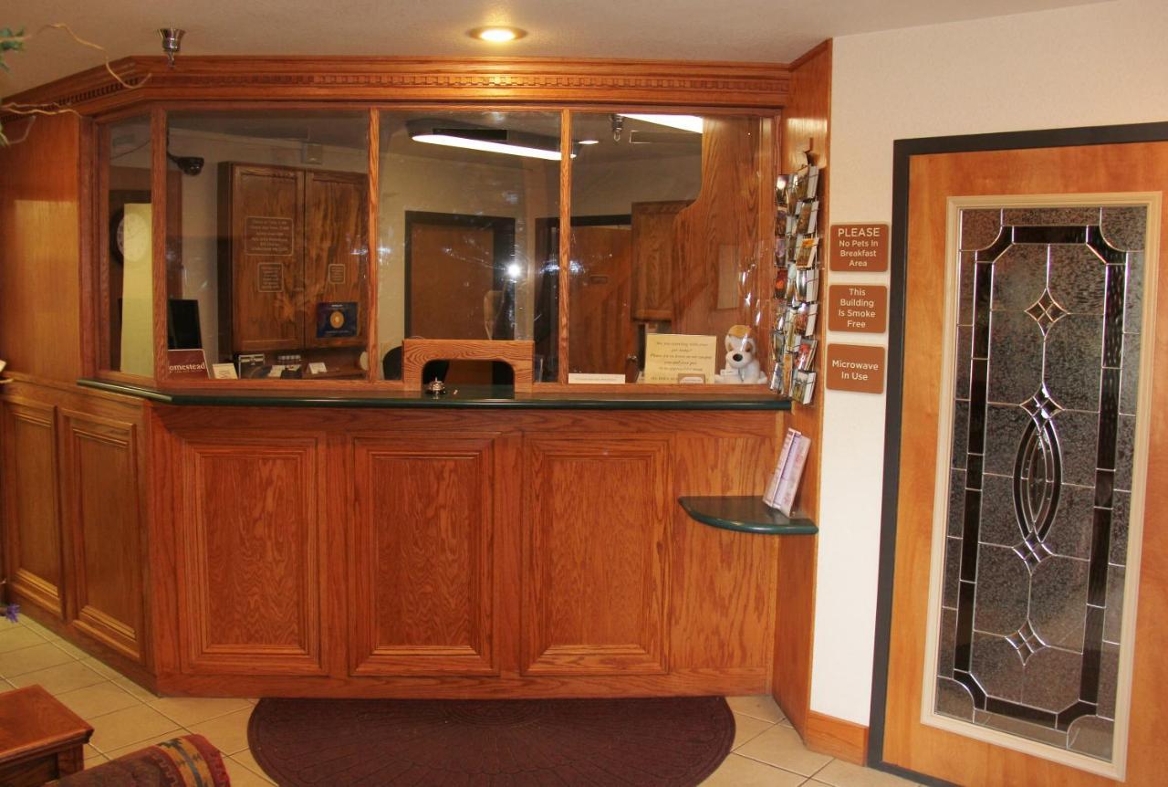 Homestead Inn And Suites Hardin Εξωτερικό φωτογραφία