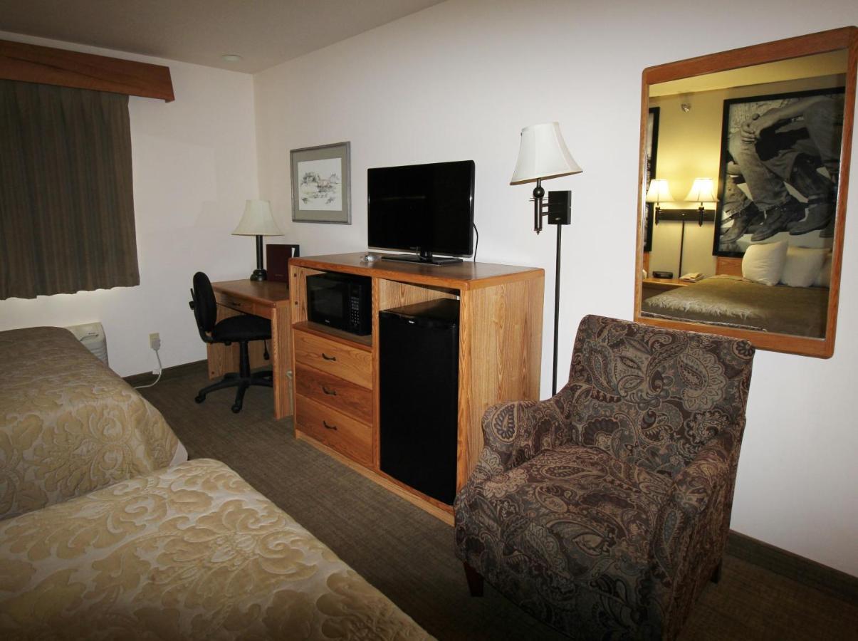 Homestead Inn And Suites Hardin Εξωτερικό φωτογραφία