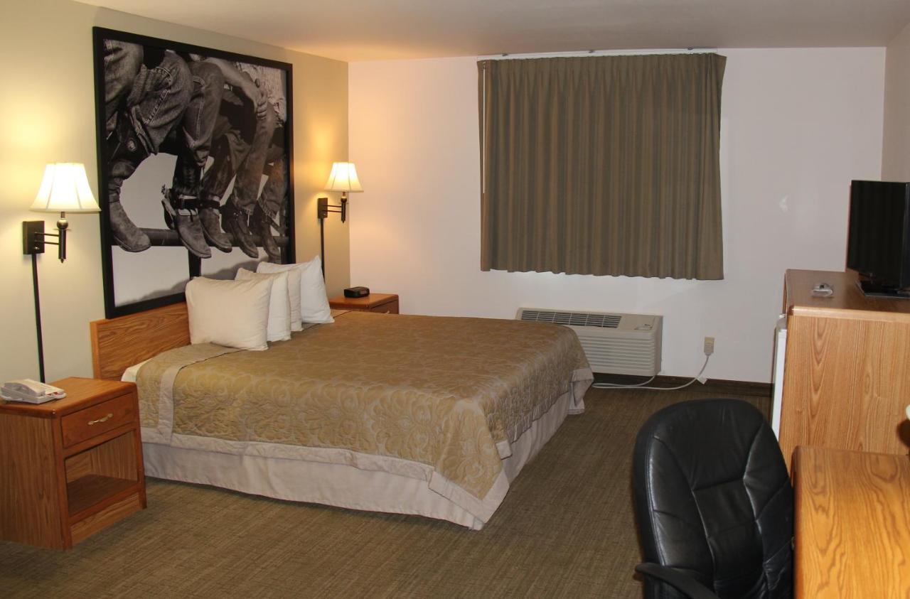Homestead Inn And Suites Hardin Εξωτερικό φωτογραφία