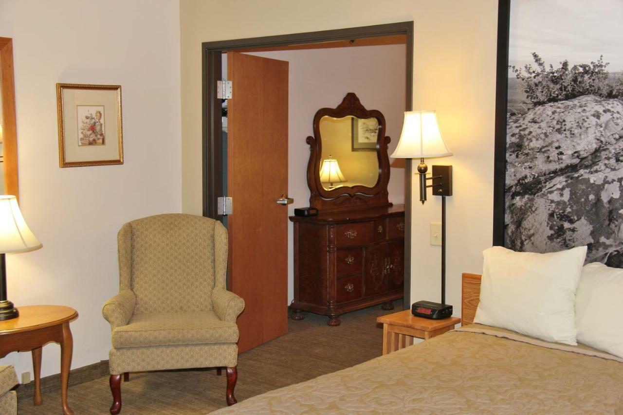 Homestead Inn And Suites Hardin Εξωτερικό φωτογραφία