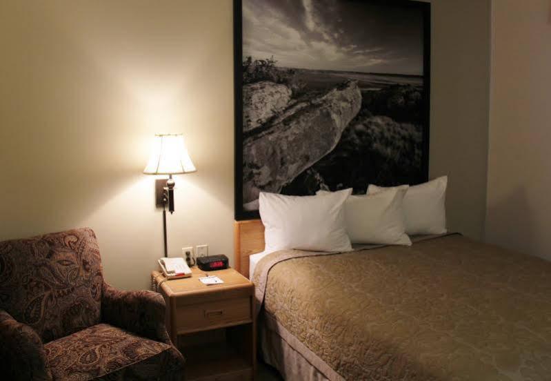 Homestead Inn And Suites Hardin Εξωτερικό φωτογραφία